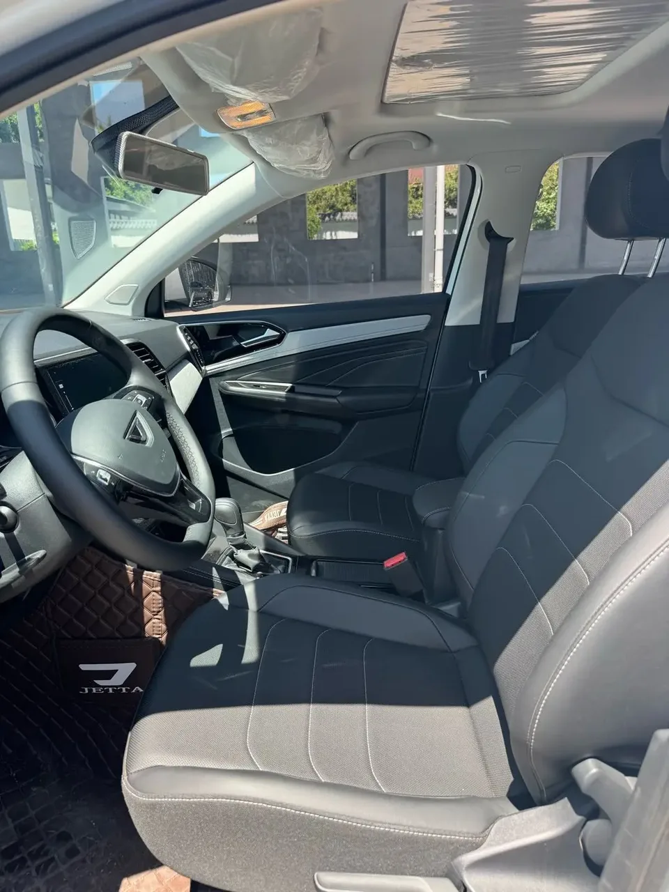 Jetta VS5 280TSI automatic aggressive version 2024 — миниатюра 5