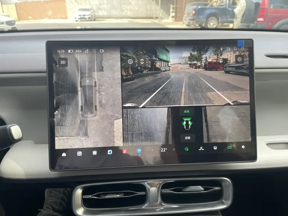 Leapmotor Leap running B01 650 Enjoy Edition 2025 — миниатюра 3