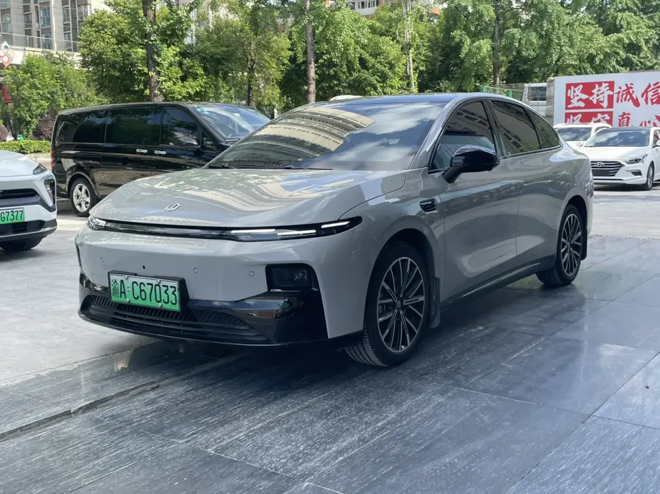 Leapmotor Leap running B01 2025