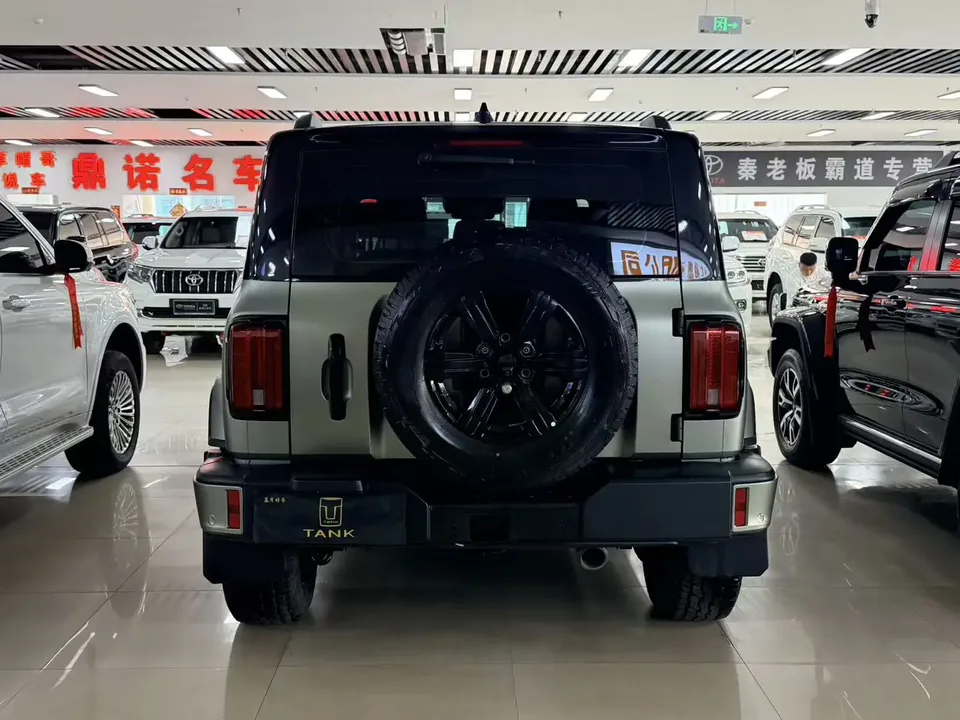 Tank 300 300 City Edition 2.0T Very Stylish 2022 — thumbnail 2