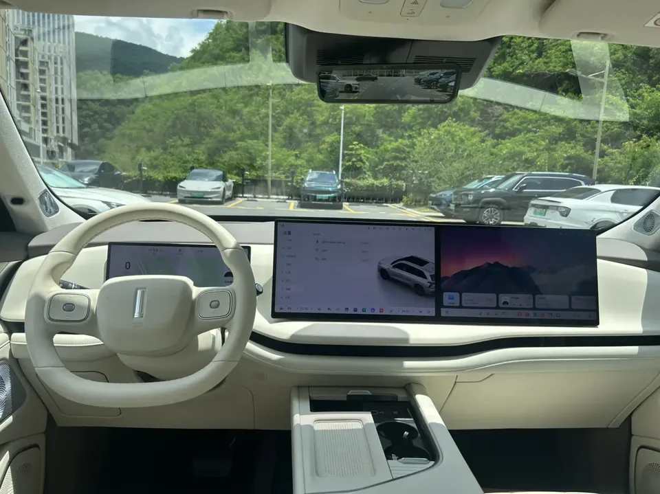 WEY Blue Mountain Blue Mountain Four-wheel drive Max 2025 — thumbnail 5