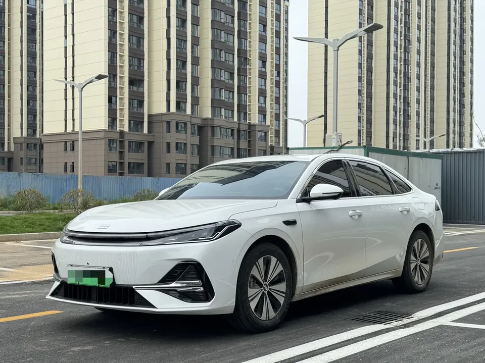 Geely Galaxy A7 EM 2025