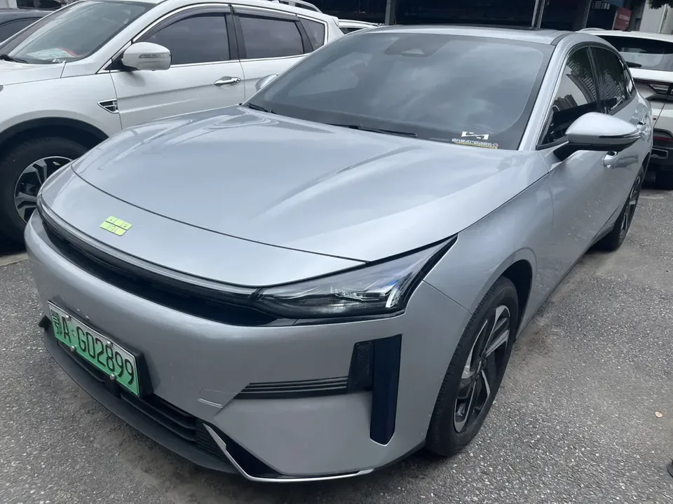 Geely Galaxy L6 2025
