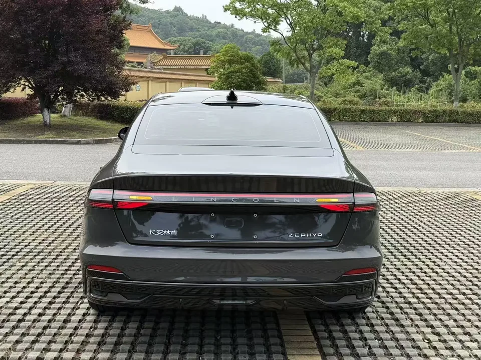 Lincoln Z i Cool Premium Edition 2023 — миниатюра 2