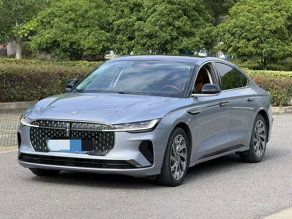 Lincoln Z 2023