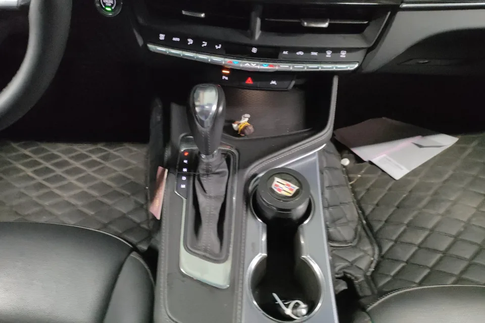 Cadillac CT4 Cadillac CT4 2023 25T Luxury Edition 2024 — миниатюра 4
