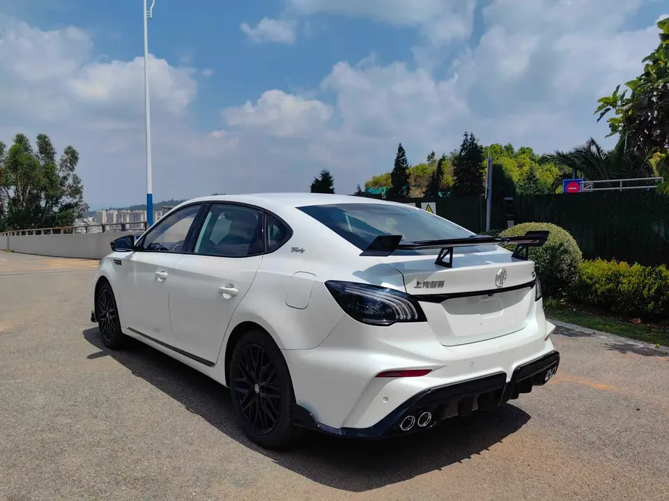 MG 6 MG6 1.5T XLINE Shark Hunter Edition 2025 — thumbnail 2