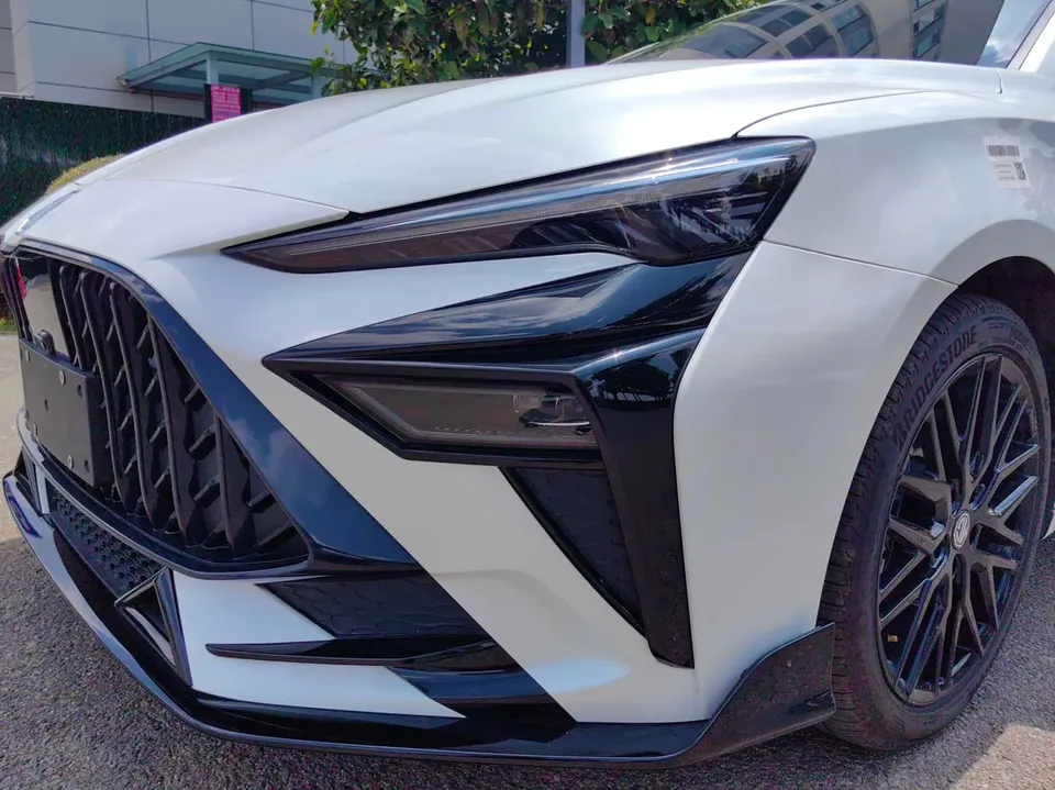 MG 6 MG6 1.5T XLINE Shark Hunter Edition 2025 — thumbnail 3