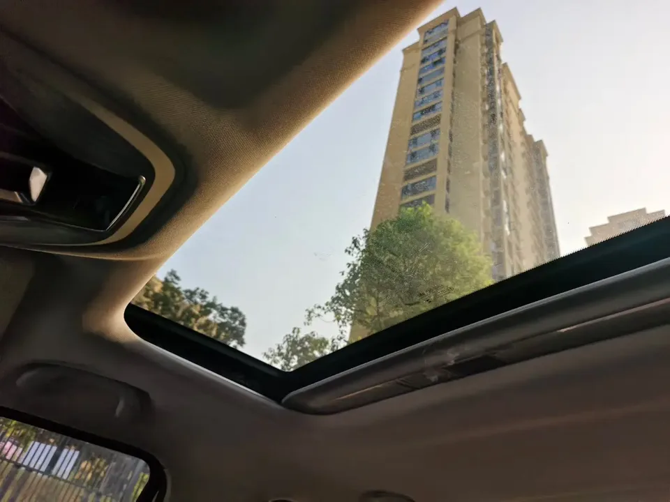 Jiangling Avenue Almighty 2.3T manual diesel commercial version four-wheel drive standard axle Yuexiang model 2024 — миниатюра 5