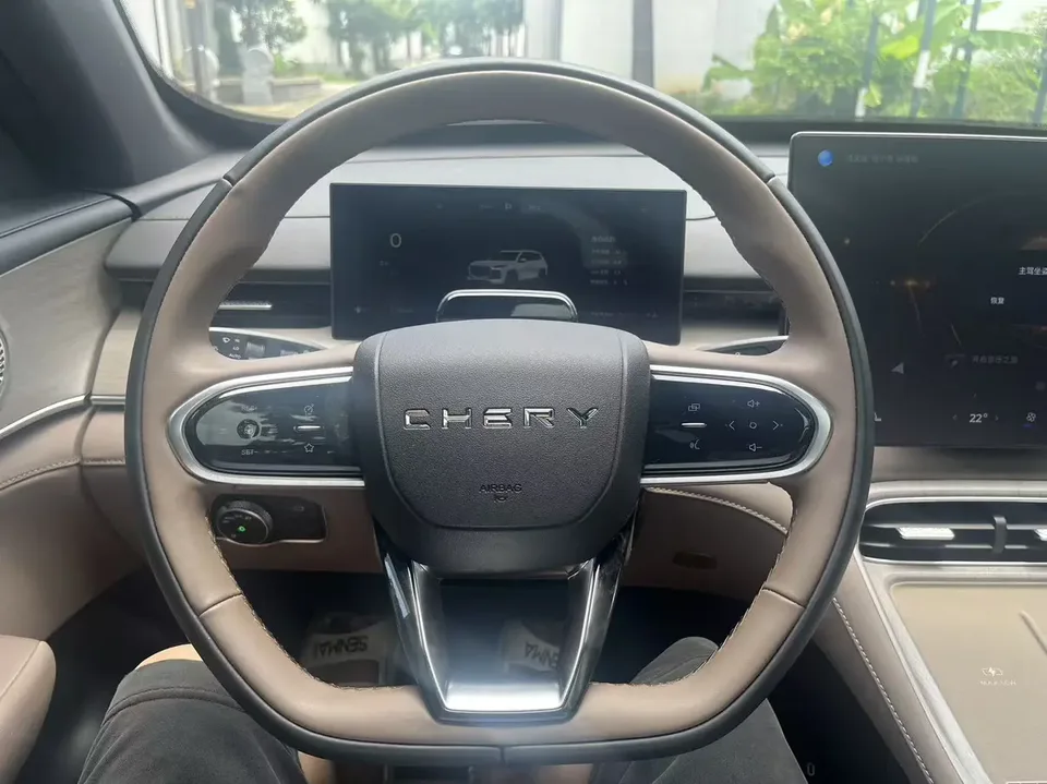 Chery Tiggo 8 PLUS Tiggo 8 PLUS 2025 Kunpeng 290TGDI DCT Premium 7-seater 2025 — миниатюра 4