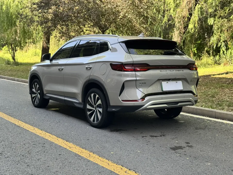 BYD Song PLUS EV Honor Edition 520KM Premium Edition 2024 — миниатюра 2