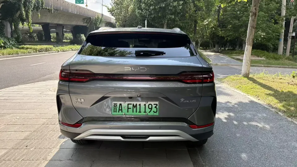 BYD Song PLUS DM Song PLUS DM 2025 DM-i 112KM Premium Edition 2024 — миниатюра 2