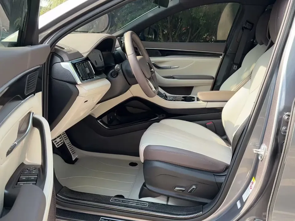 BYD Song PLUS DM Song PLUS DM 2025 DM-i 112KM Premium Edition 2024 — миниатюра 5