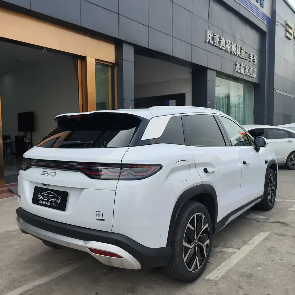 BYD Song L DM Intelligent Driving Edition DM-i 160KM Beyond Edition 2025 — миниатюра 2