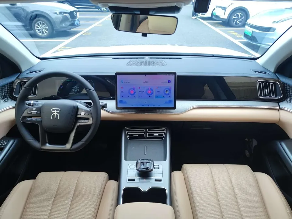 BYD Song Pro DM Song Pro DM 2025 Second Generation DM-i 75KM Leading Edition 2025 — миниатюра 3