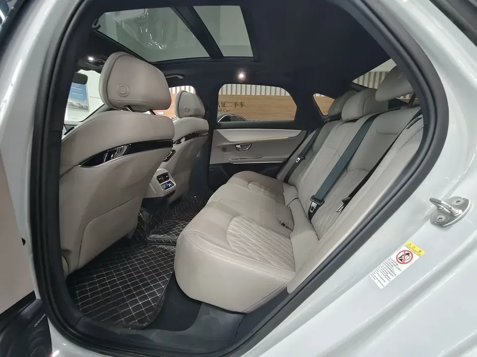 BYD Han DM Han DM 2025 DM-i 125KM Elite 2024 — миниатюра 4