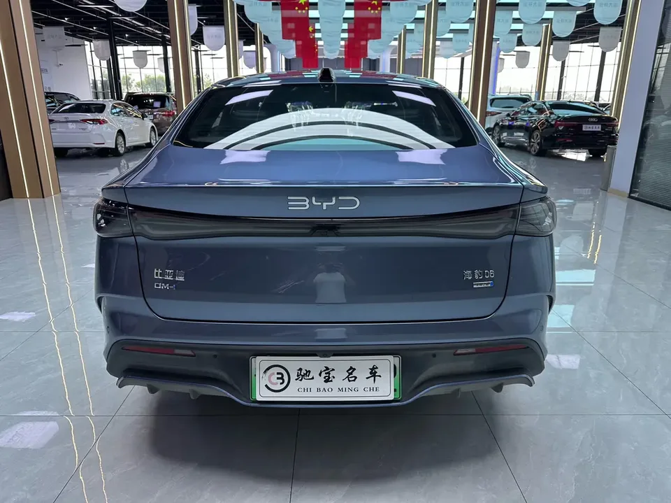 BYD Seal 06DM Intelligent Driving Edition DM-i 120KM Flagship Model 2025 — миниатюра 4