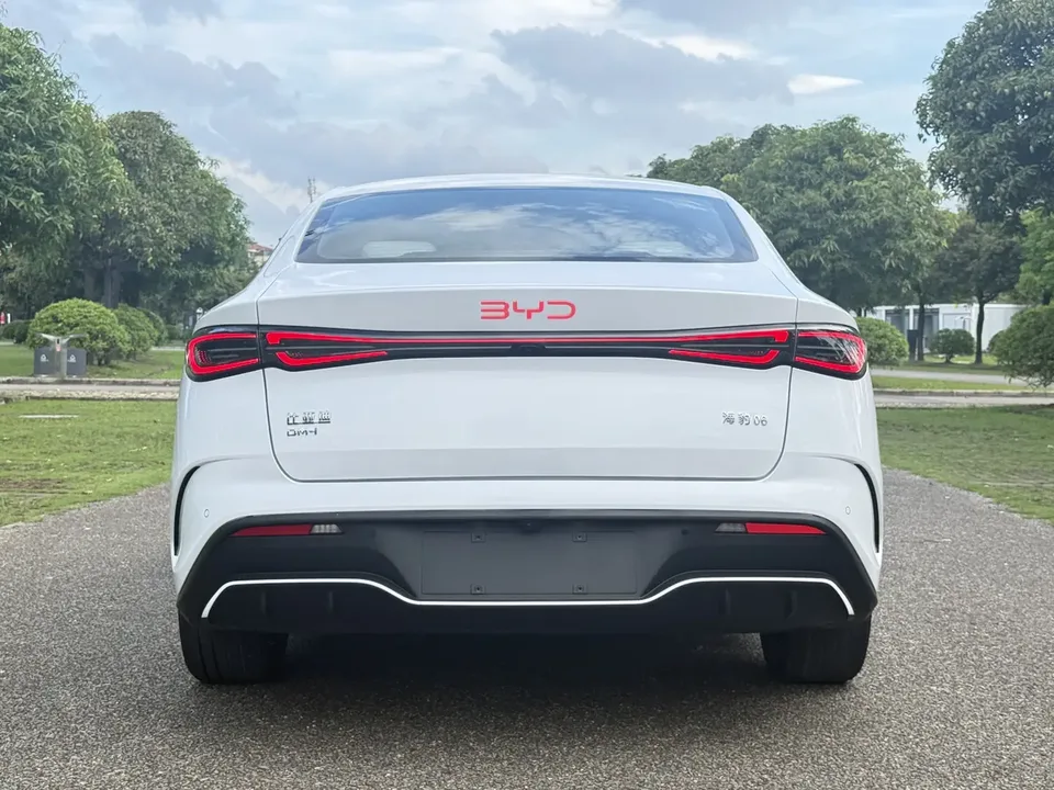 BYD Seal 06DM DM-i 120KM Flagship Model 2024 — миниатюра 2