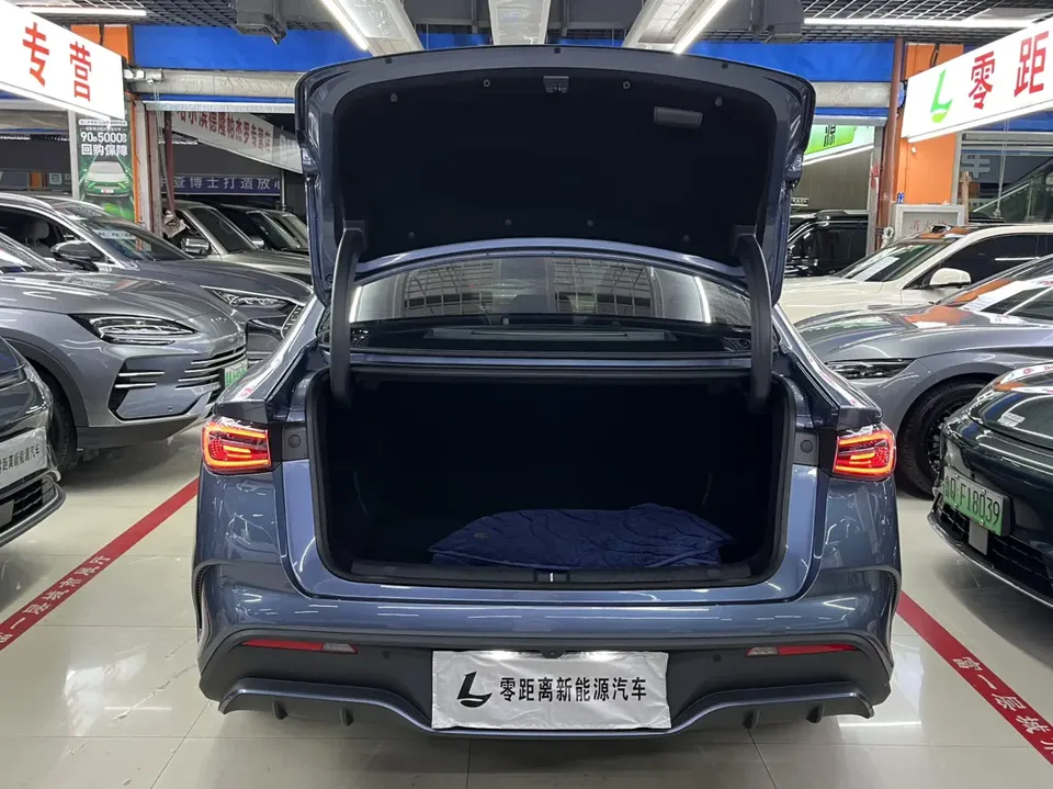 BYD Seal 06DM Intelligent Driving Edition DM-i 80KM Premium Edition 2024 — миниатюра 5
