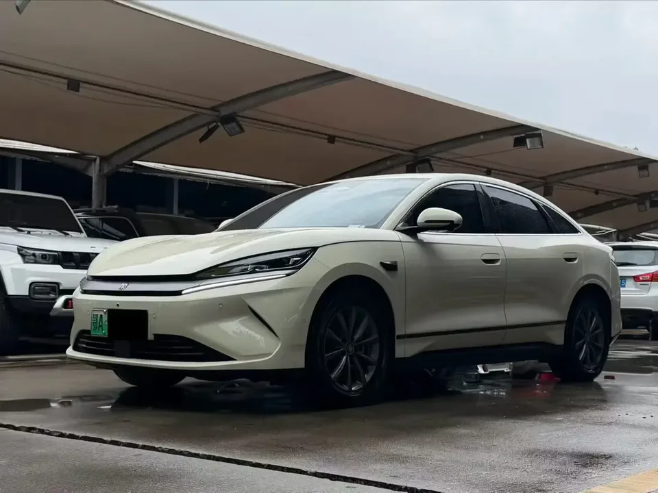 BYD Qin L EV 2026