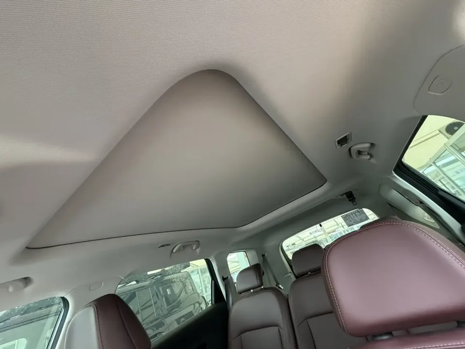 Geely Okavango 1.8TD DCT black gold limited edition 2022 — миниатюра 5