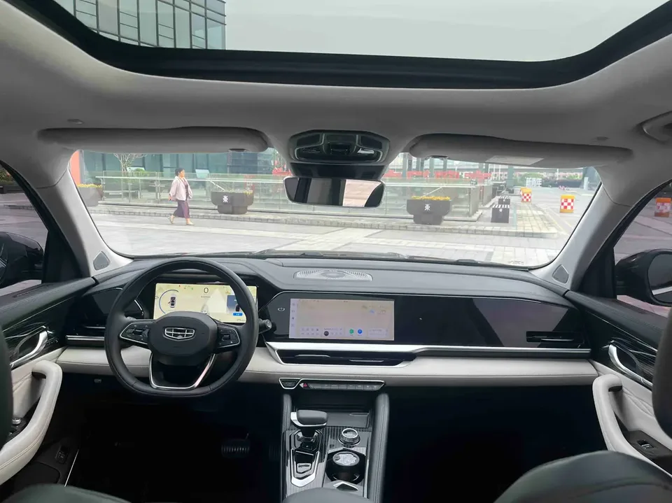 Geely Monjaro 2.0TD High Power Automatic 2WD Flagship Model 2023 — миниатюра 3