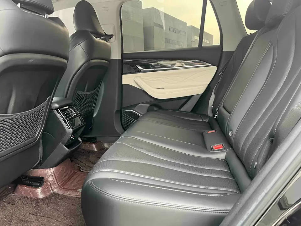 Geely Monjaro 2.0TD High Power Automatic 2WD Flagship Model 2023 — миниатюра 4