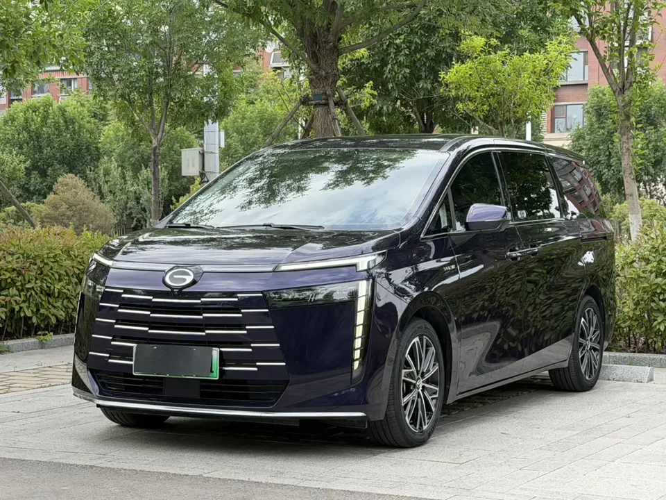 GAC Trumpchi E8 PHEV 2024