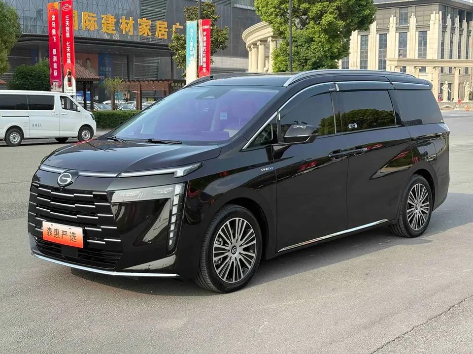 GAC Trumpchi E8 PHEV 2024