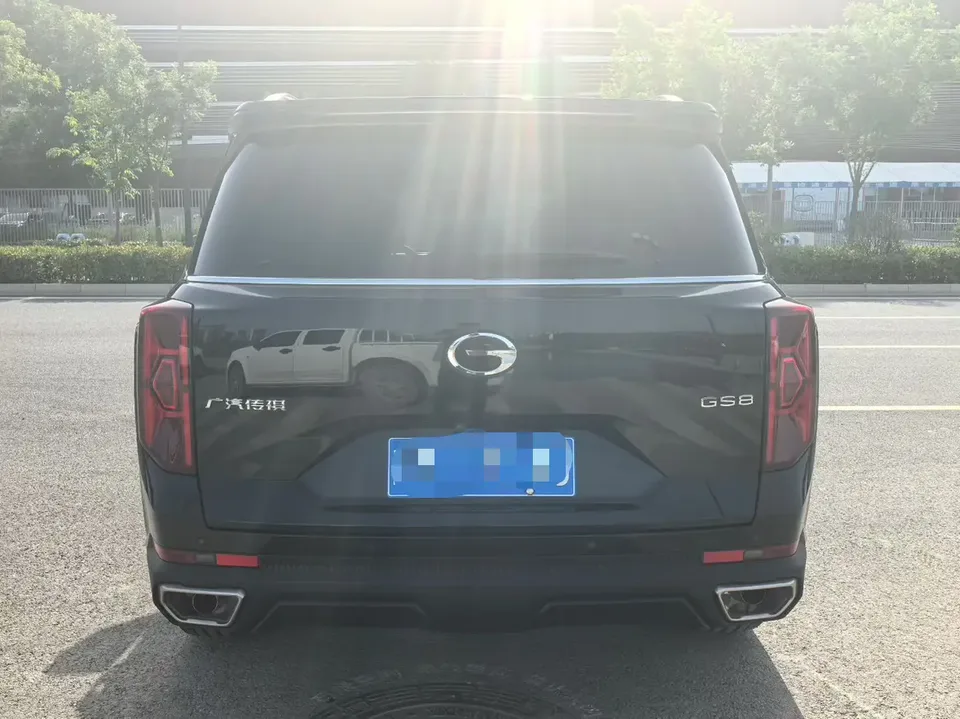 GAC Trumpchi GS8 Trumpchi GS8 2024 Pilot Series 2.0TGDI 2WD Luxury Connected Edition 2024 — миниатюра 2
