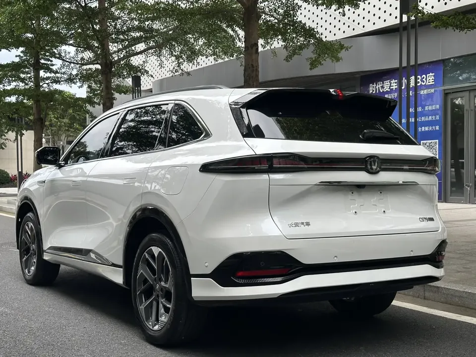 Changan CS75PLUS Changan CS75 PLUS 2025 fourth generation 1.5T New Blue Whale Smart Premium Edition 2025 — миниатюра 2