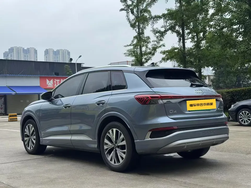 Audi Q4 e-tron Audi Q4 e-tron 2024 40 e-tron Creative Edition 2024 — миниатюра 2