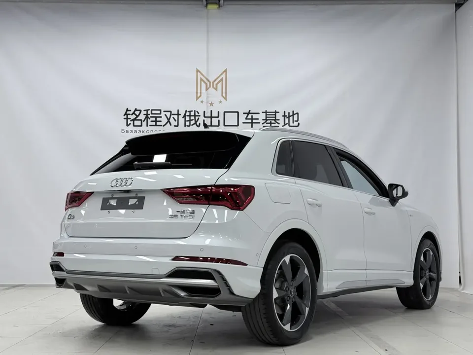 Audi Q3 Audi Q3 35 TFSI Stylish Dynamic 2022 — thumbnail 2