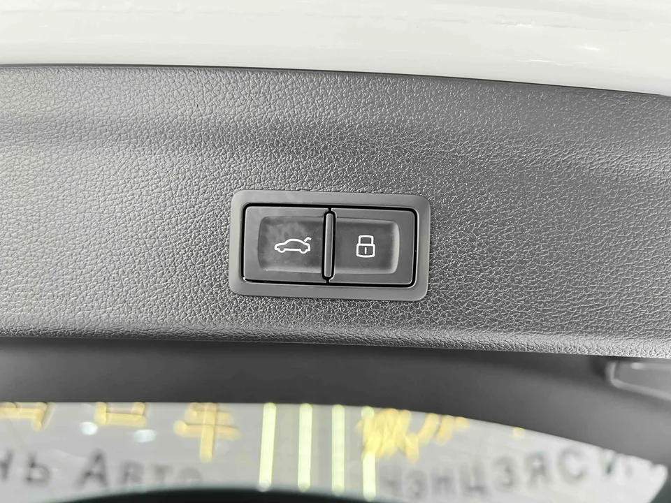 Audi Q3 Audi Q3 2022 35 TFSI Fashionable and Dynamic 2022 — миниатюра 3