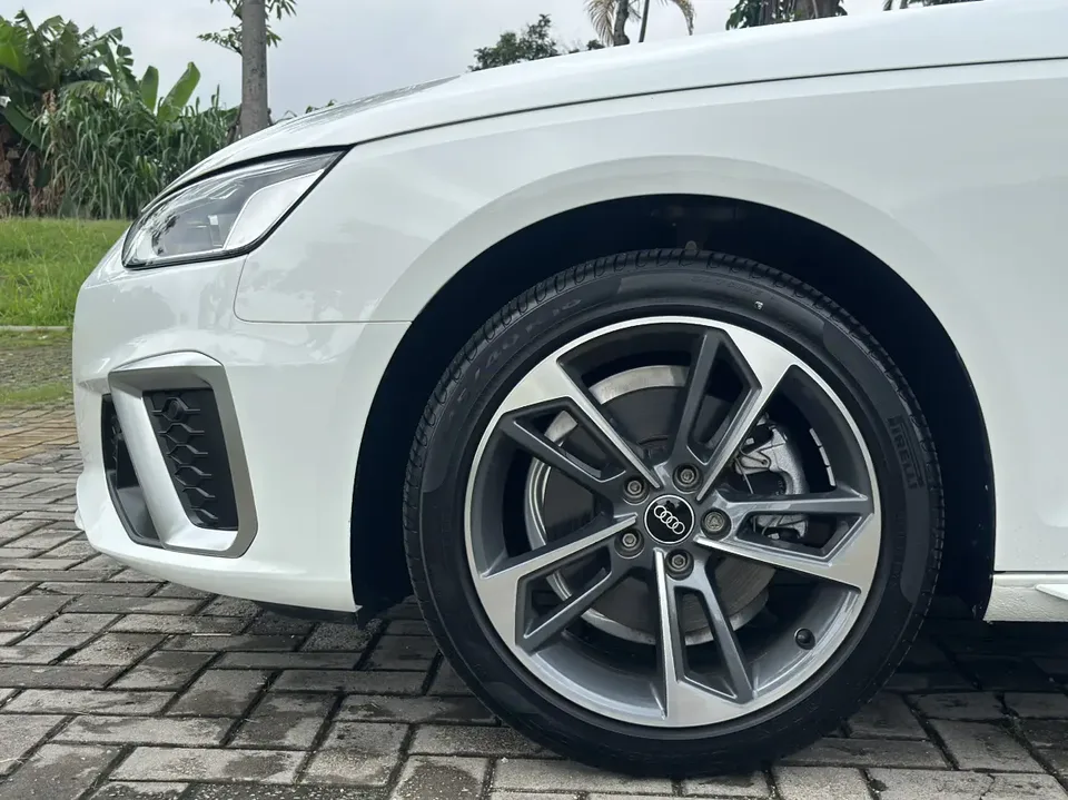 Audi a4 l Audi A4L 2023 40 TFSI Stylish and Dynamic 2023 — thumbnail 3