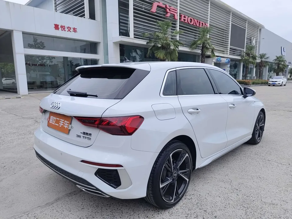 Audi A3 A3 Audi A3 2024 Sportback 35 TFSI stylish and sporty 2024 — thumbnail 2