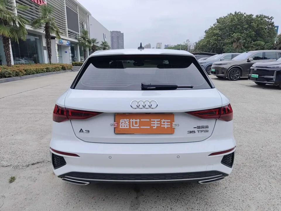 Audi A3 A3 Audi A3 2024 Sportback 35 TFSI stylish and sporty 2024 — thumbnail 4