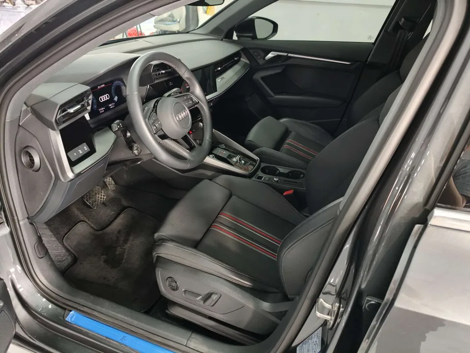 Audi A3 facelift Sportback 35 TFSI stylish and sporty 2023 — миниатюра 5