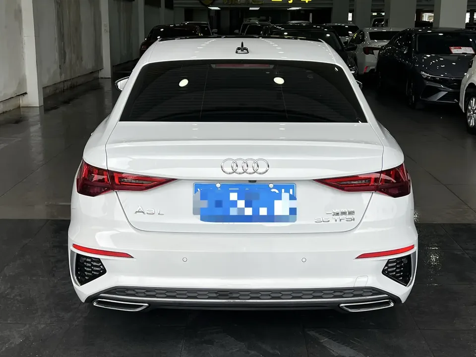 Audi A3 A3 facelift A3L Limousine 35 TFSI stylish and sporty 2023 — thumbnail 2