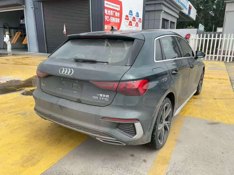 Audi A3 Sportback 35 TFSI stylish and sporty 2023 — миниатюра 4