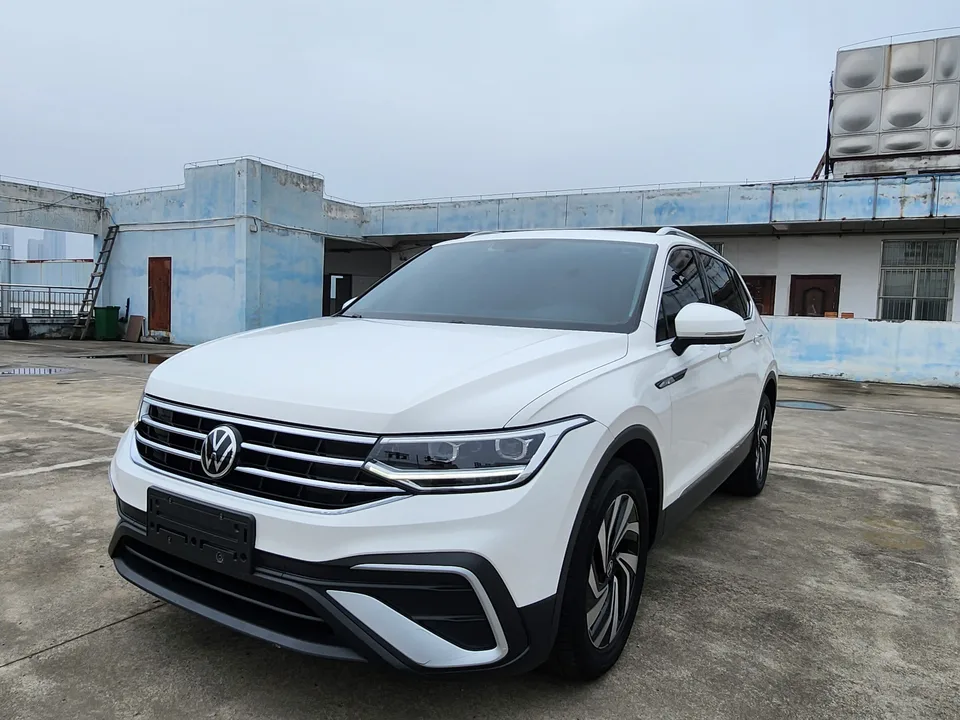 Volkswagen Tiguan L 2022