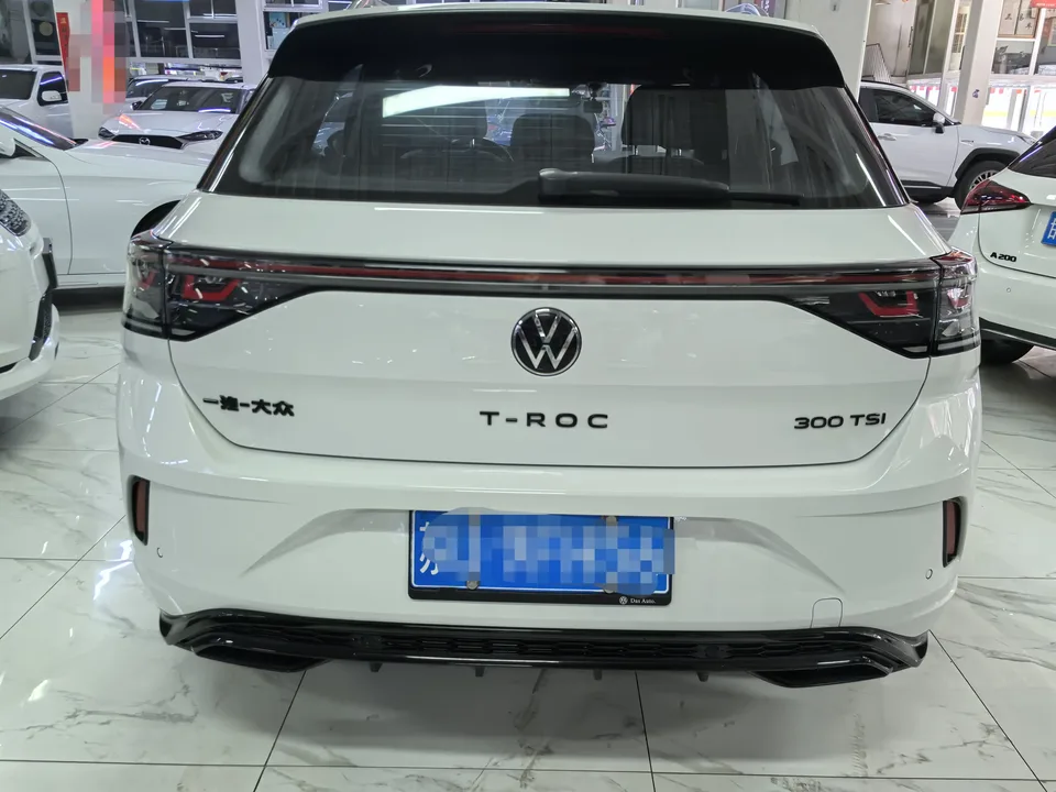 Volkswagen T-Roc 300TSI DSG Chenguang Edition 2024 — миниатюра 2