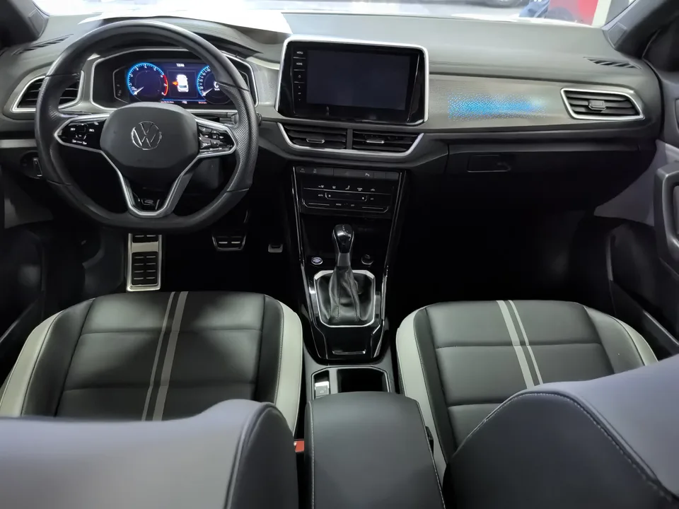 Volkswagen T-Roc 300TSI DSG Chenguang Edition 2024 — миниатюра 3