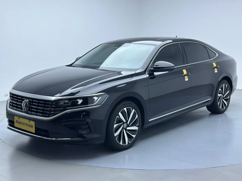 Volkswagen Passat 2023