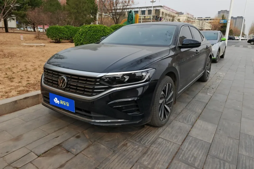 Volkswagen Passat 2023