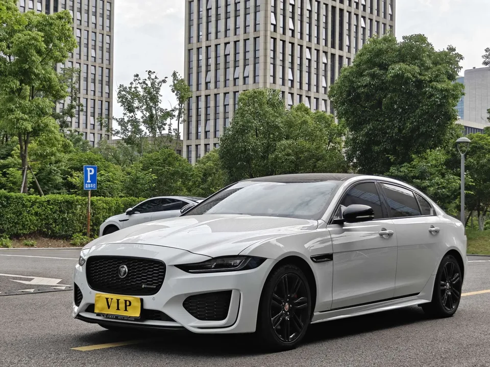 Jaguar XEL 2022