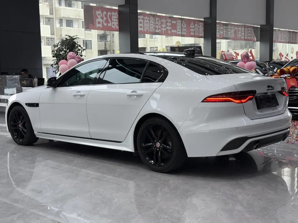 Jaguar XEL Jaguar XEL 2.0T 250PS R-DYNAMIC S Progressive Sports Edition 2023 — thumbnail 4