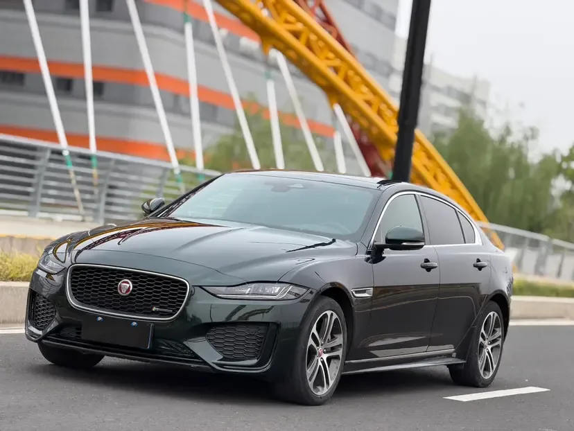 Jaguar XEL Jaguar XEL 2.0T 250PS R-DYNAMIC S Progressive Sports Edition 2023 — photo 1, buy with delivery to Moscow
