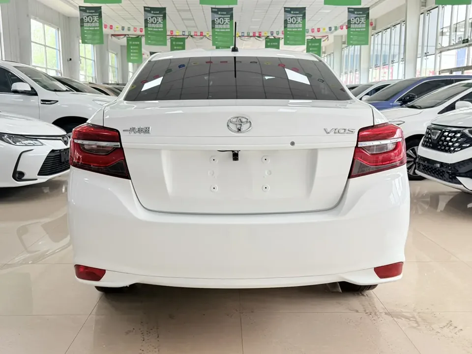 Toyota Vios Vios Vios 2022 1.5L CVT Chuangxing CARE Edition 2022 — thumbnail 2