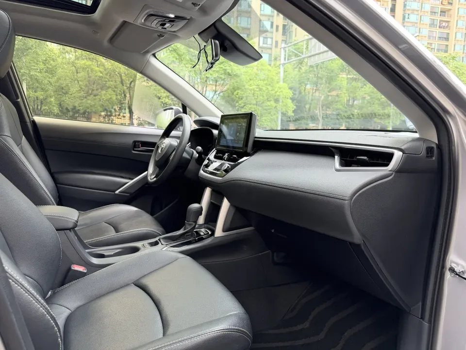 Toyota CorollaCross Corolla Sharp 2.0L Premium Edition 2022 — thumbnail 3